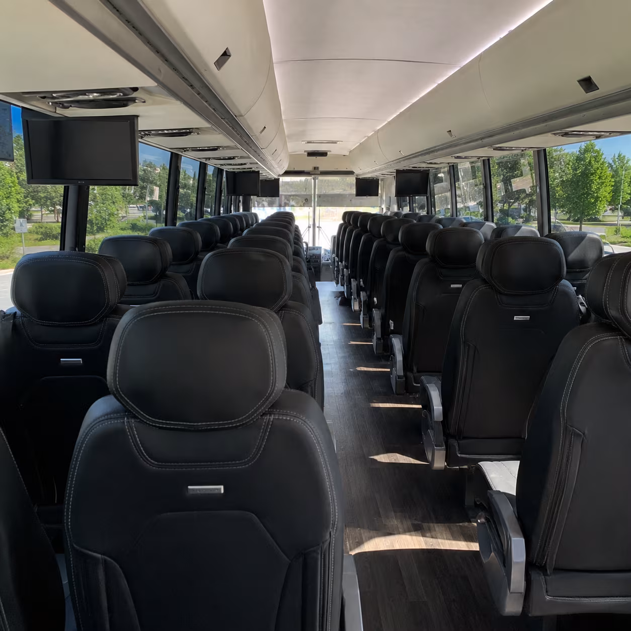 airport transfers for military and government personnel at pbi