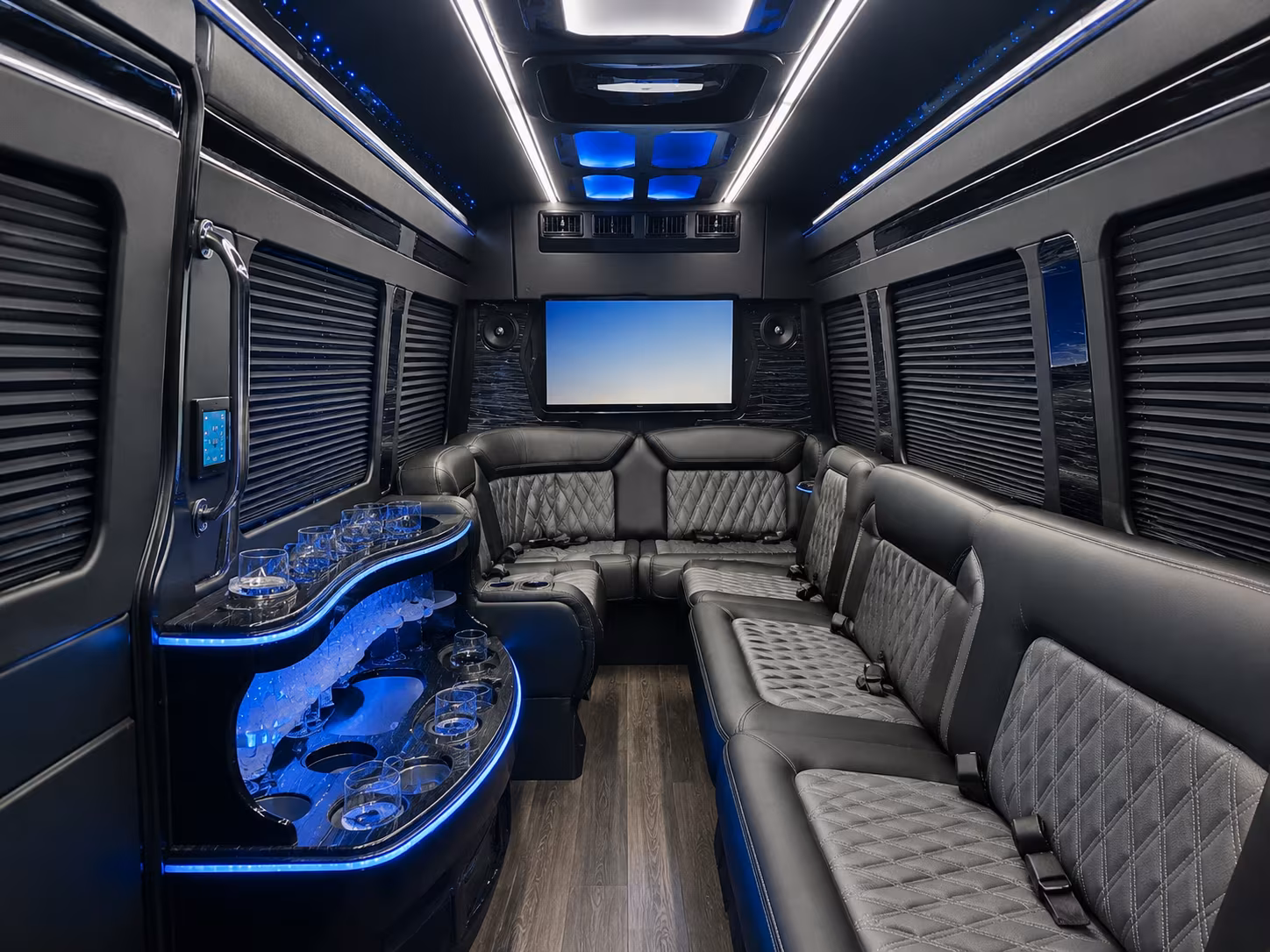 bus rentals for large concert groups traveling from palm beach gardens to miami