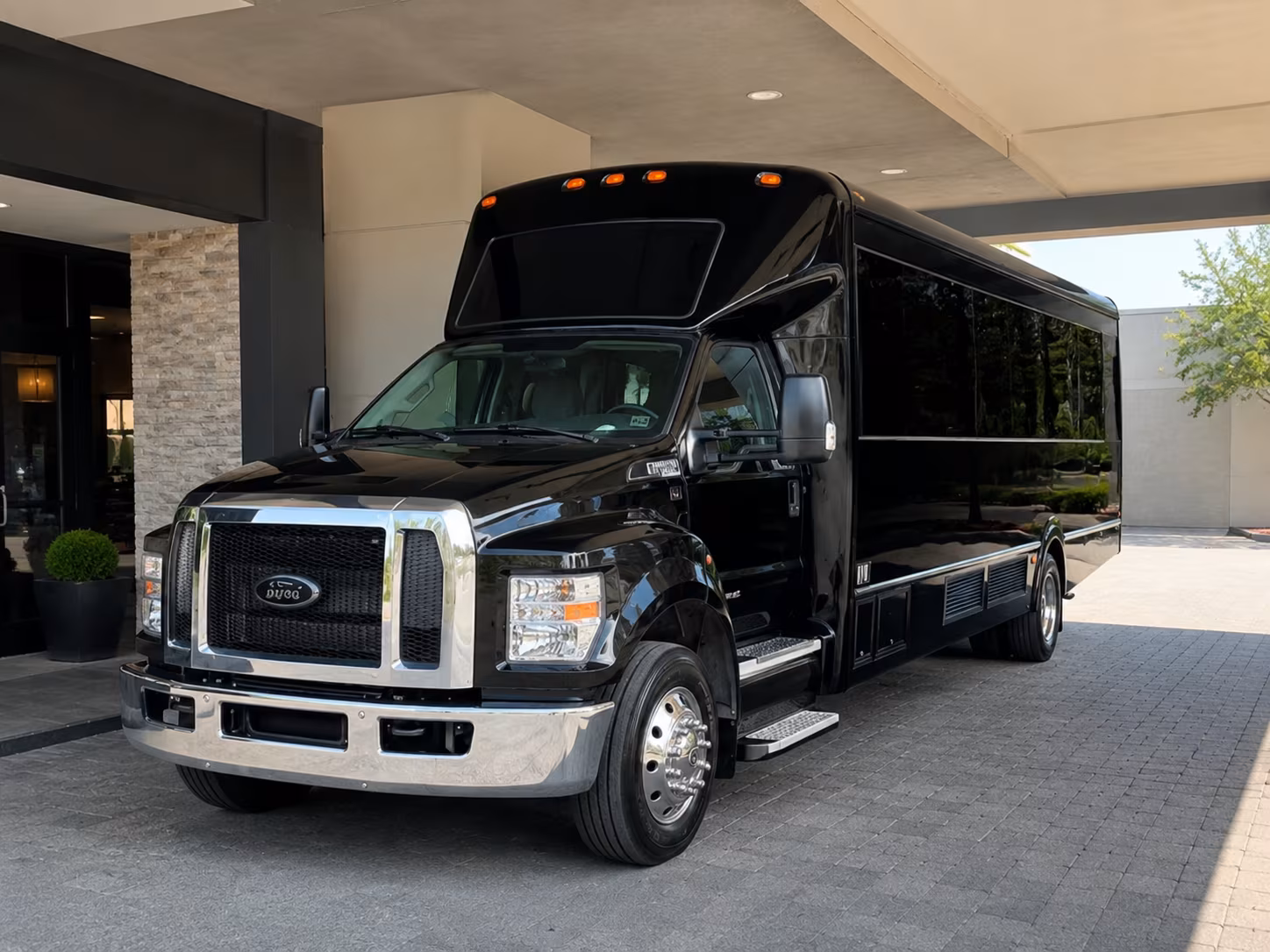 can i book a one way a round trip or a multi day package in palm beach gardens
