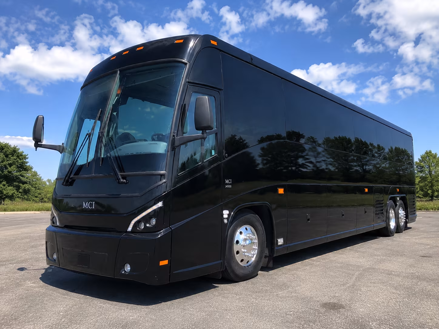charter buses to spring training baseball games at roger dean chevrolet stadium