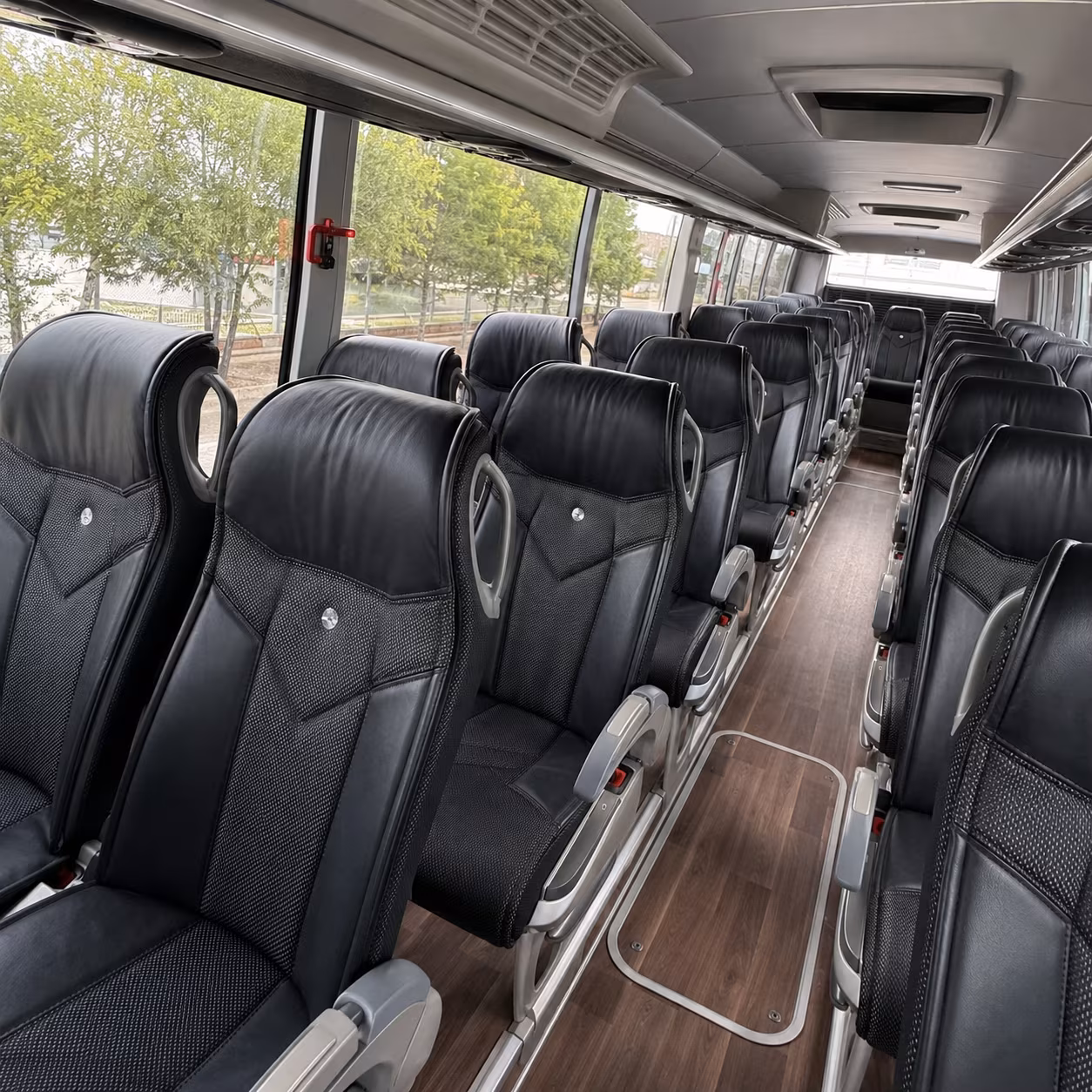 palm beach gardens charter bus rentals for long distance florida trips